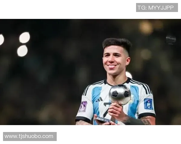 新一代足球天才恩佐展现全能实力成未来巨星之路