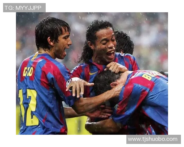 聚焦足球天才8号球星的崛起与辉煌时刻 探索他如何成为球场的核心人物