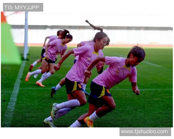 足球巨星拼搏展现永不言弃精神激励新时代青少年奋勇向前 足球巨星拼搏展现永不言弃精神激励新时代青少年奋勇向前