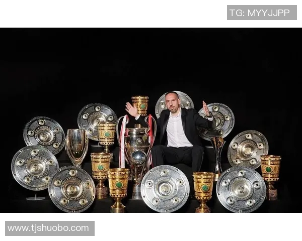 百大足球退役球星名单揭晓 看看谁成功入选最具影响力退役球员行列 百大足球退役球星名单揭晓 看看谁成功入选最具影响力退役球员行列